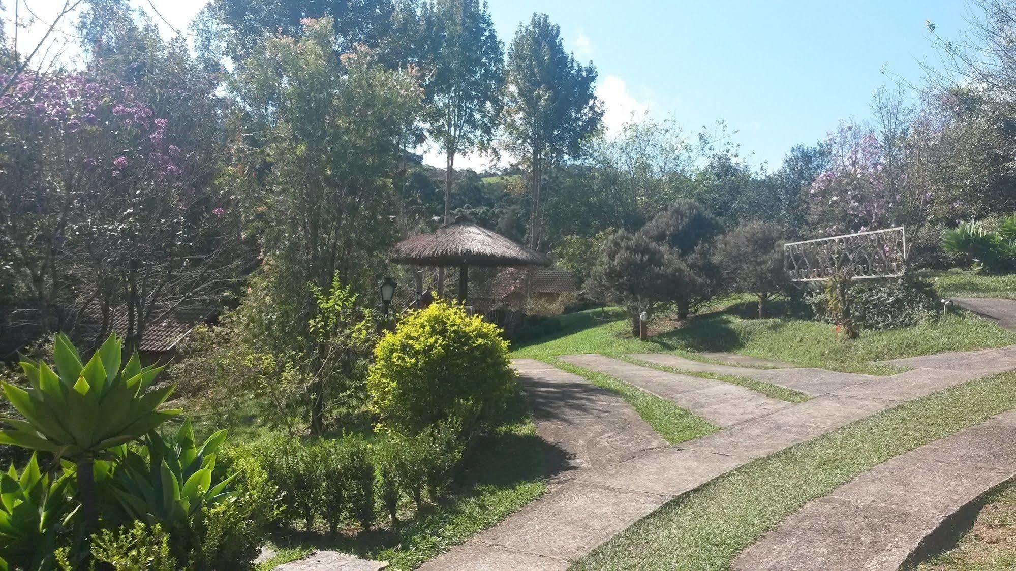 Pousada Quatro Estacoes Santo Antônio do Pinhal Exterior foto
